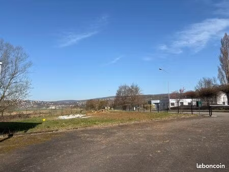 terrain roche lez beaupré