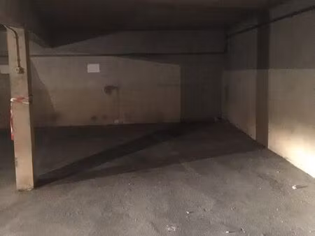 places de parking en sous sol