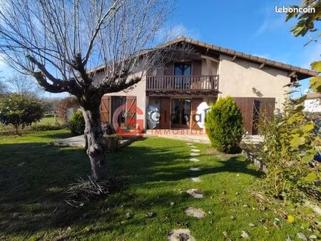 maison 6 pièces 112 m²