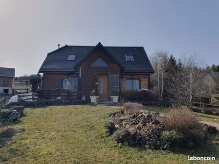 chalet 6 pièces 92 m²