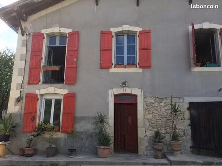 maison indépendante sur grand terrain