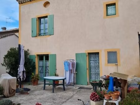 maison de village au coeur d'espeluche