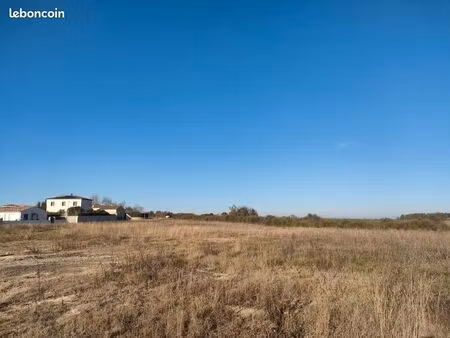 terrain 163 m² saint mamert du gard