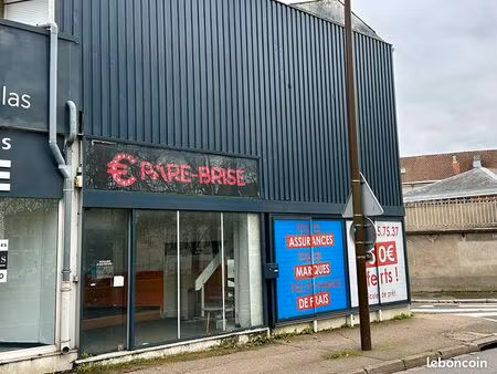 local 200 m² orleans