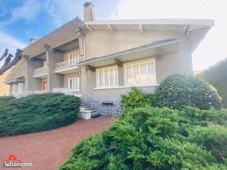 maison 6 pièces 180 m²