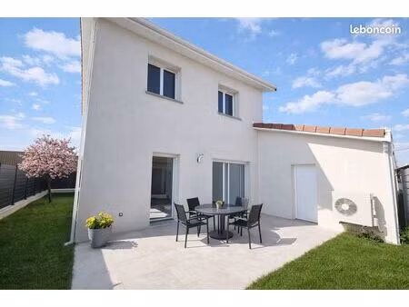 maison 5 pièces 102 m²