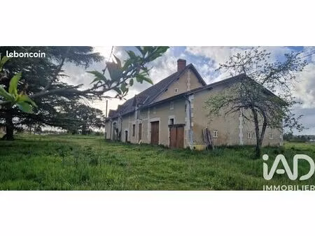 propriété 1 pièce 250 m²