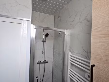 t3 non meublé refait à neuf