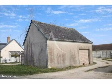 parking/box 47 m² saint lye la foret