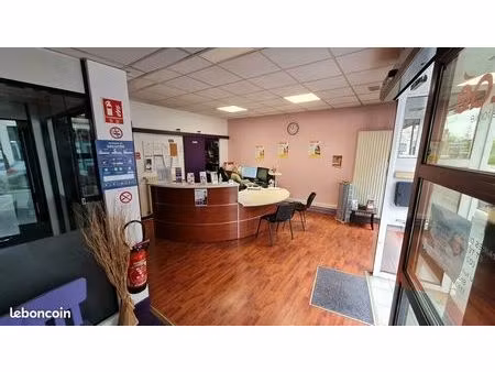 local commercial 215 m² chateauroux