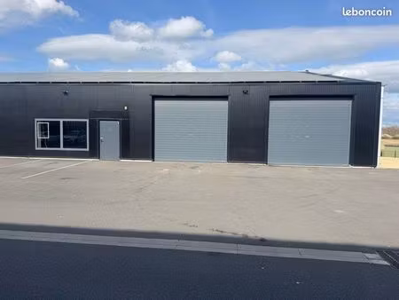 local commercial 329 m2