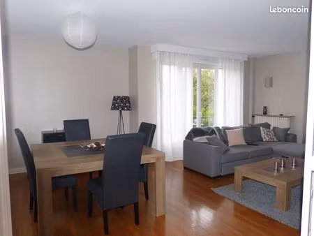 maison lumineuse de 140 m² – 4 chambres - double vitrage - chauffage au gaz