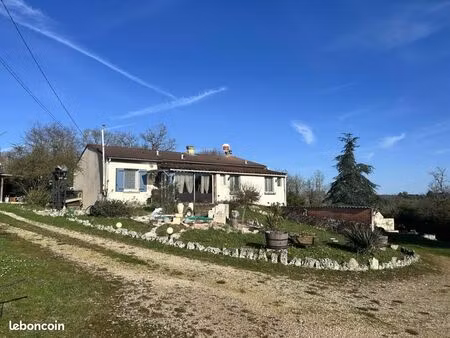 maison 9 pièces 95 m²