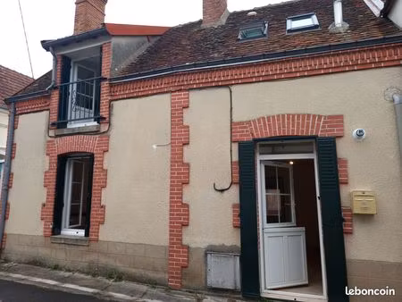 location maison de ville non meublee