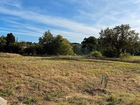 terrain 410 m² beauvoisin