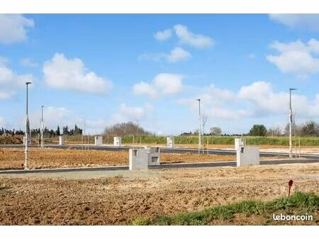 terrain 437 m² le cailar