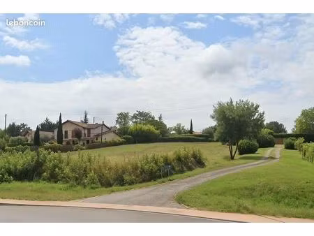 terrain de 1508 m² - l'isle jourdain