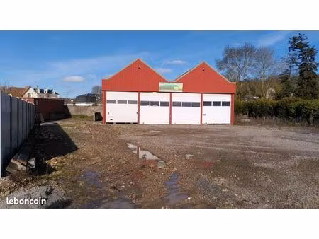 vente atelier bois couvert 170m2 + 890m2 terrrain