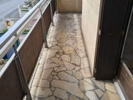 +++ vente spacieux f2 68 m² + combles à bergerac +++