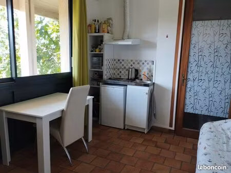 sous location studio proche figeac mai à septembre