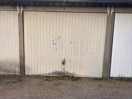 garage à louer