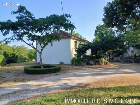 maison 6 pièces 133 m²