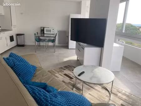 a louer bel appartement t2 70m2 + balcon à 100m plage à palavas