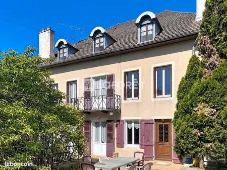 maison 13 pièces 156 m²