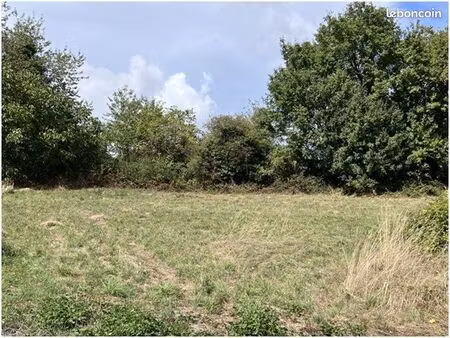 terrain 1 200 m² bernac
