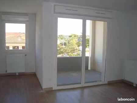 appartement t3 60 32 m²