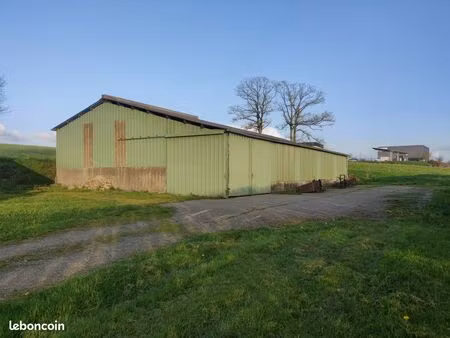 bâtiment 400 m² à louer – idéal stockage – accès rapide voie express rennes / paris