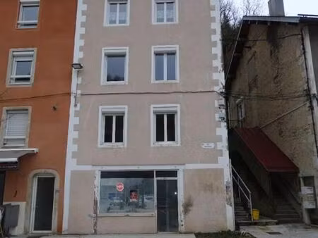 immeuble 8 pièces 170 m²