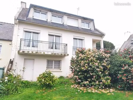 maison 6 pièces 141 m²