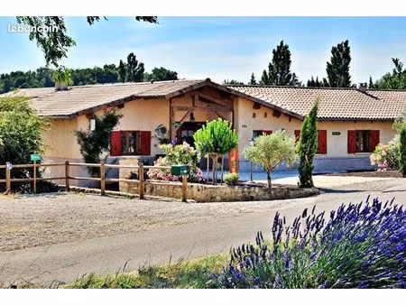 propriété 15 pièces 412 m²