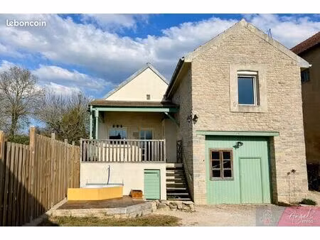 maison 5 pièces 101 m²