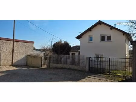 maison individuelle – independante + 9 garages