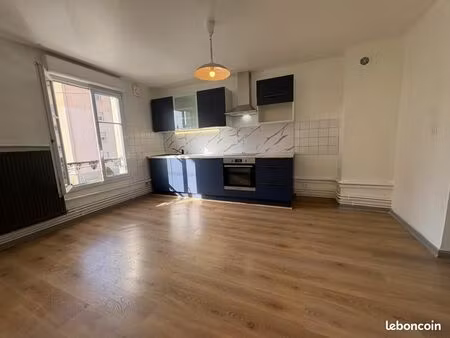 appartement 4 pièces 96 m²