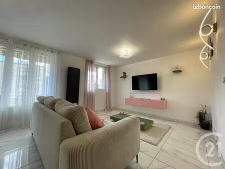 appartement 3 pièces 58 m²