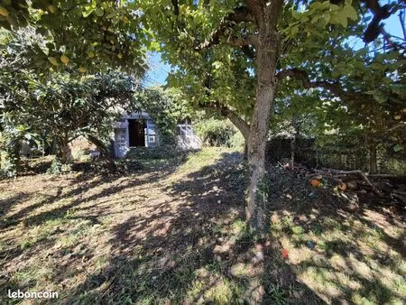 maison 2 pièces 215 m²