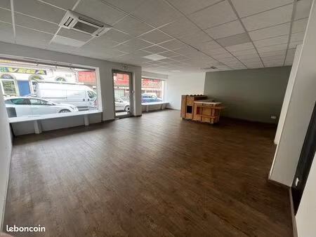 local commercial centre-ville