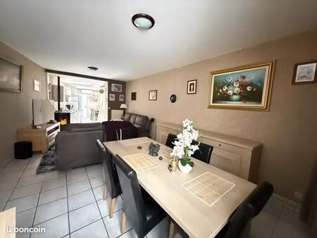 maison 5 pièces 82 m²
