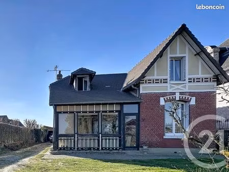 maison 7 pièces 166 m²