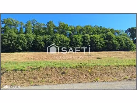 terrain 565 m² montreuil-sous-perouse
