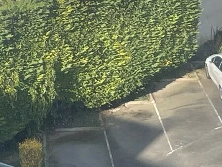 une place de parking dans résidence sécurisée