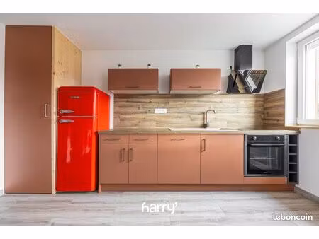 immeuble 122 m² oye-et-pallet