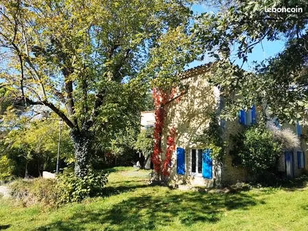 mas solaire de vigneron en cévennes