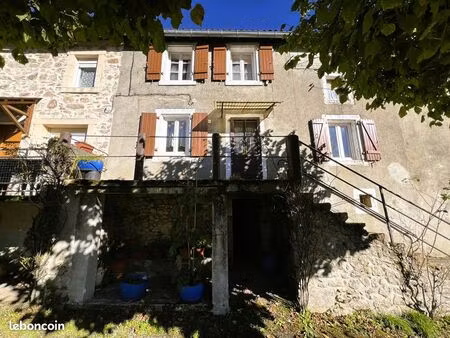 maison 5 pièces 90m²