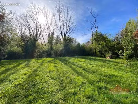 terrain 780 m² eyzin-pinet