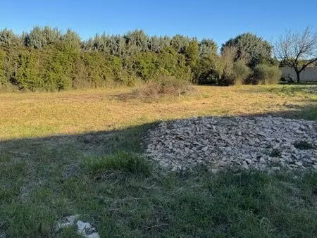 terrain 1647 m² saint-laurent-des-arbres