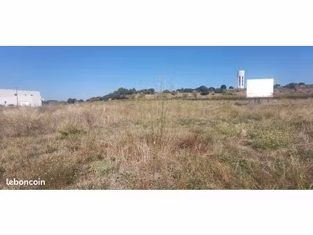 terrain 1620 m² puilacher